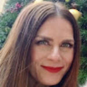 Meet your Posher, Gina